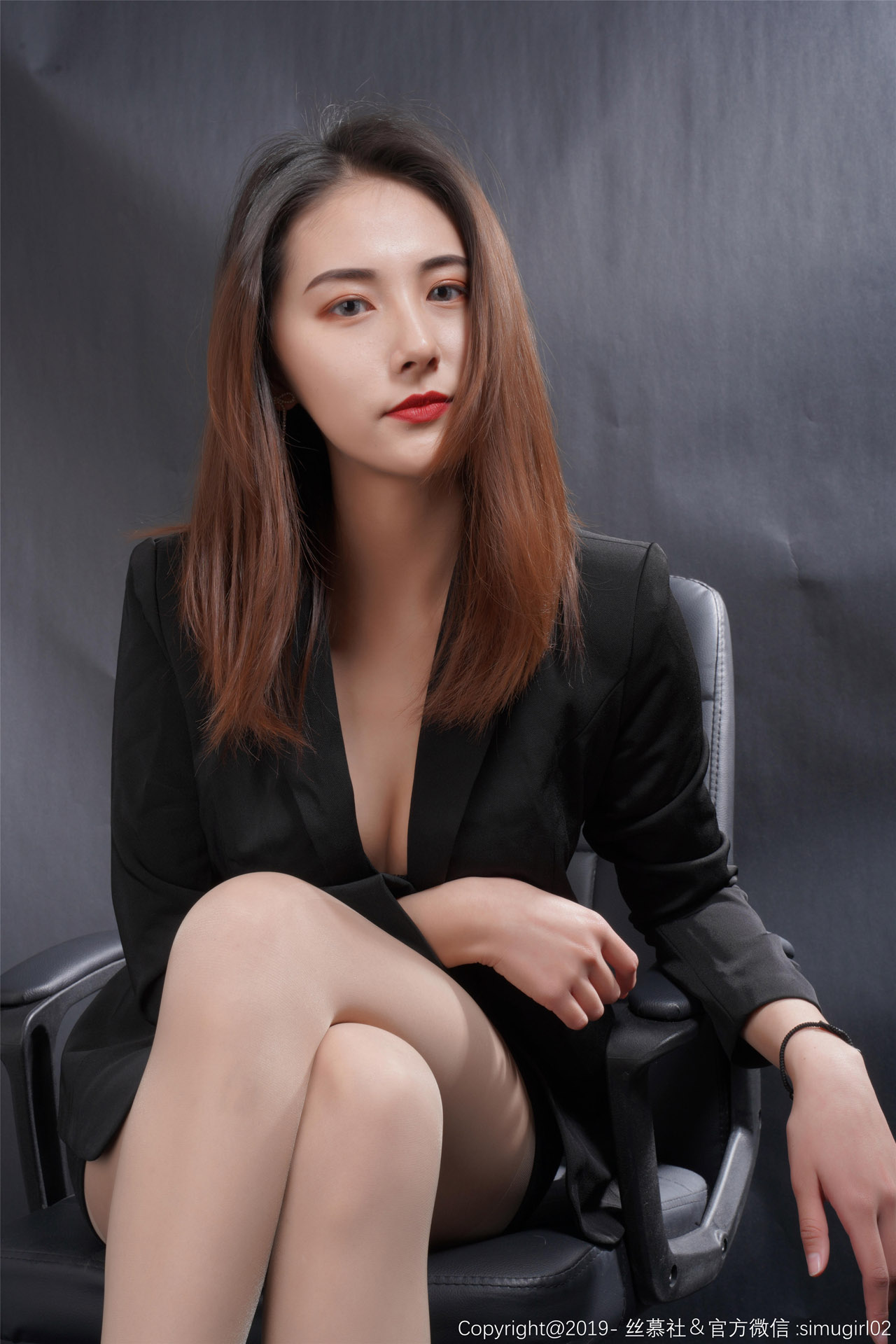 [合集]丝袜系列《丝慕GIRL》高跟丝袜制服合集全6系（SM/特写/蜜系列/熟系列/海外版带视频/故事）,大小100G