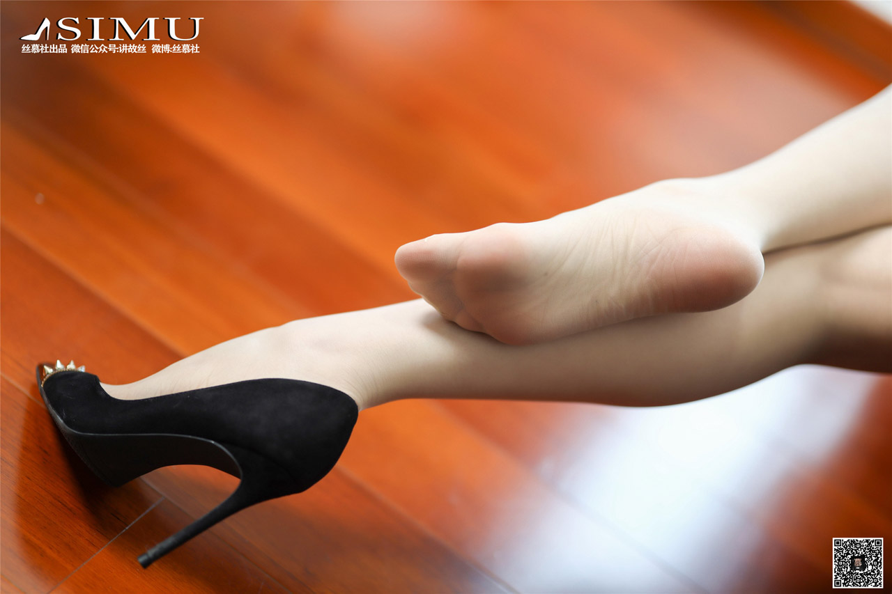 [合集]丝袜系列《丝慕GIRL》高跟丝袜制服合集全6系（SM/特写/蜜系列/熟系列/海外版带视频/故事）,大小100G