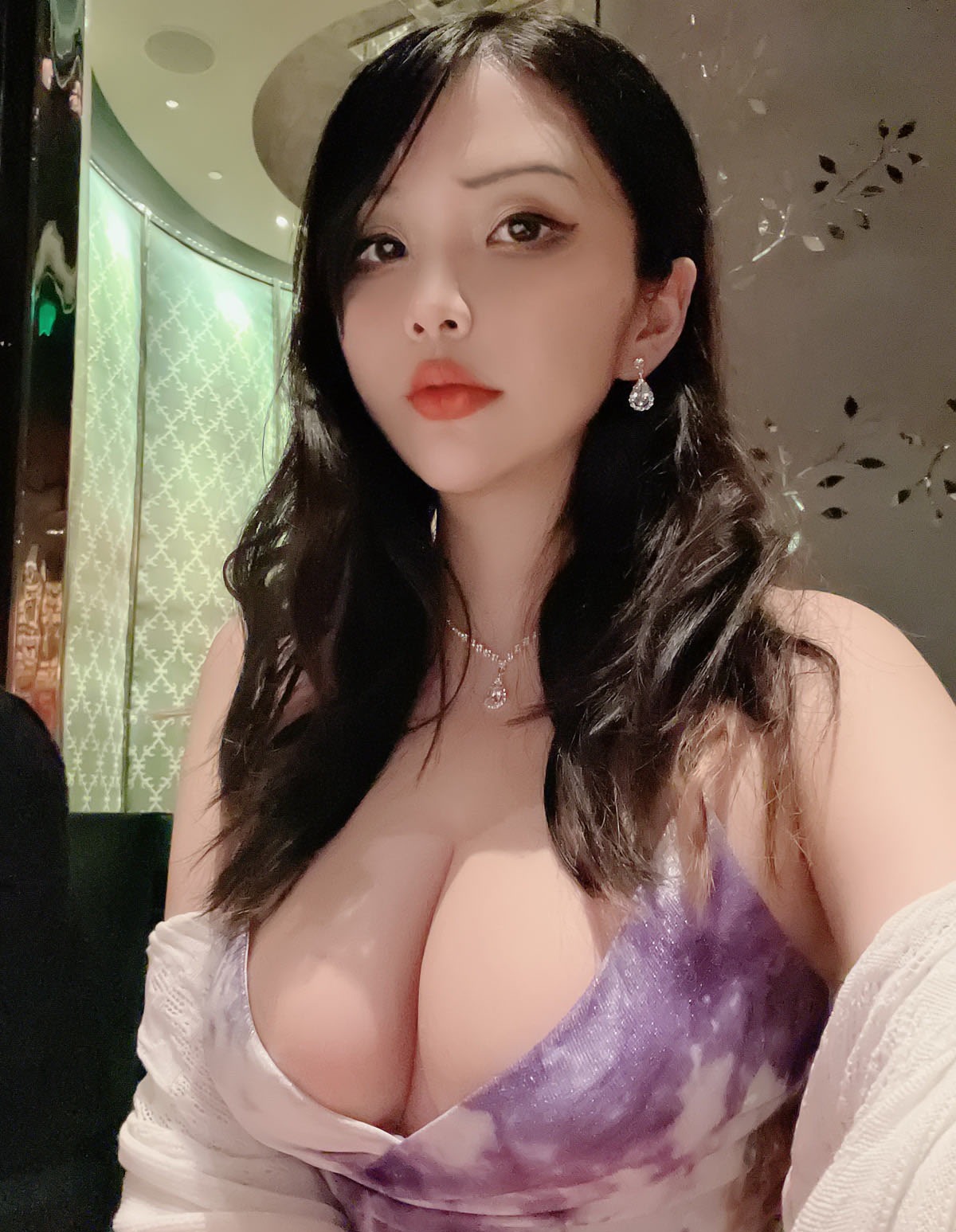 Hana_Bunny_Dinner_Date_Hana_Bunny_Dinner_Date_(17)