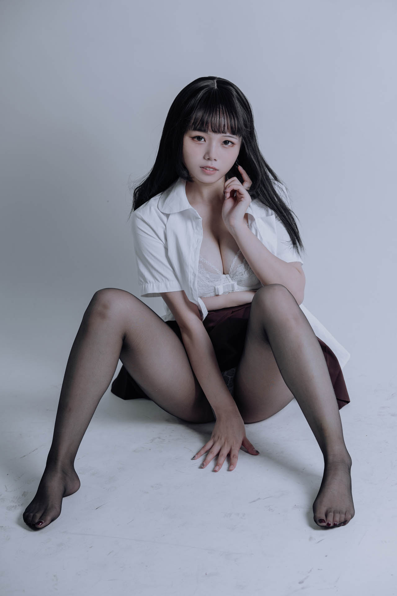 七月喵子 – 全套55期含随包视频[20.3G-2025.8]