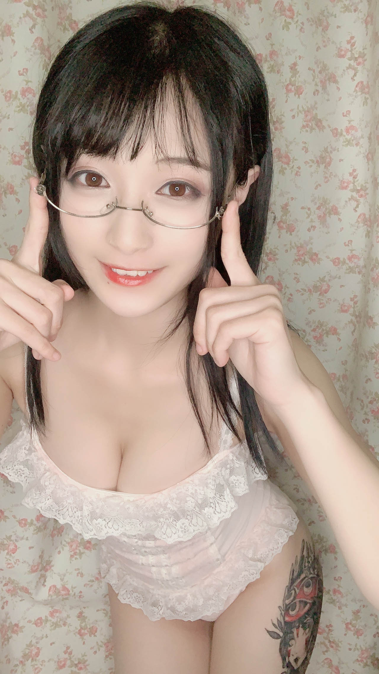 铁板烧鬼舞w – 全套38期&随包视频[10.1G-2024.11]