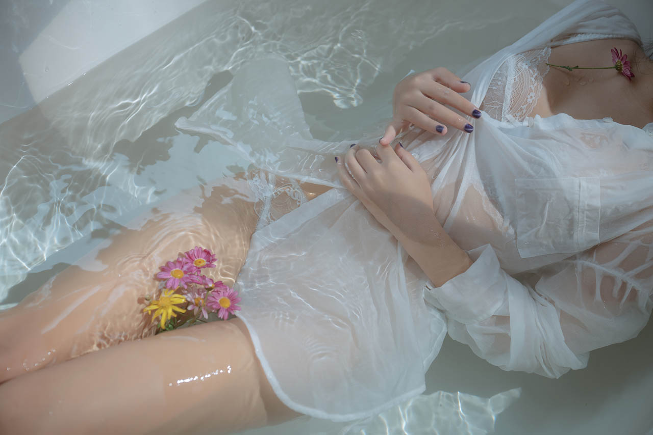 萌芽儿o0 – 全套合集58期及随包视频[24.2G-2024.5]