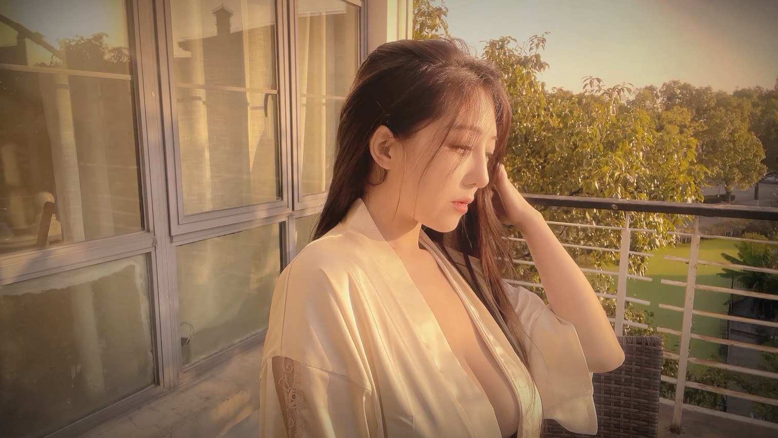 樱晚gigi 粉丝群收费视频写真5部[5V-2.32G]