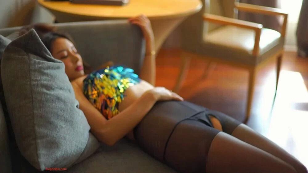 果哥作品-筱慧：酒吧捡尸筱慧酒吧喝大了白金版[1v-1.12G-19min]