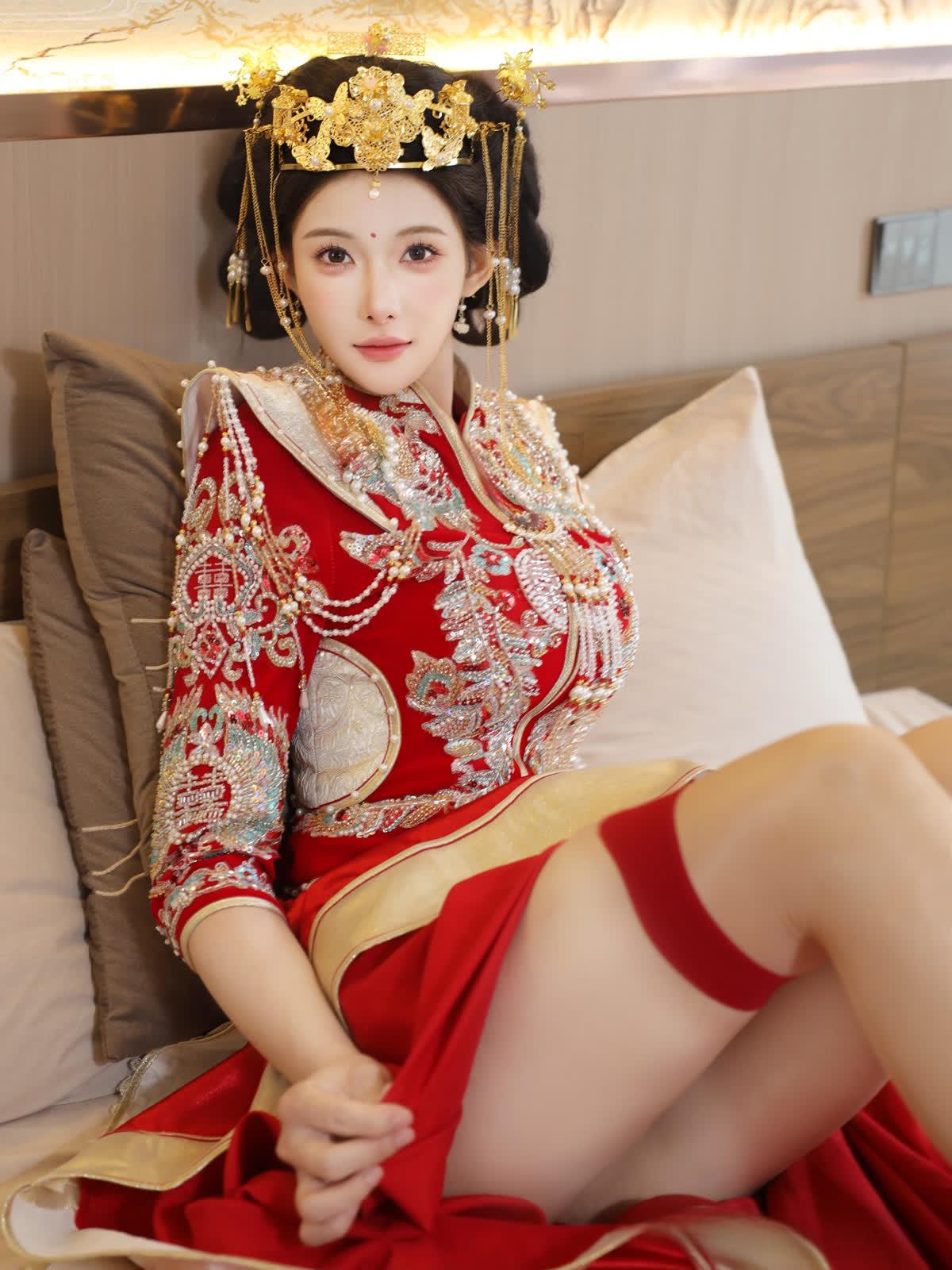 梨霜儿 – 内购无水印[8套-2025.10]